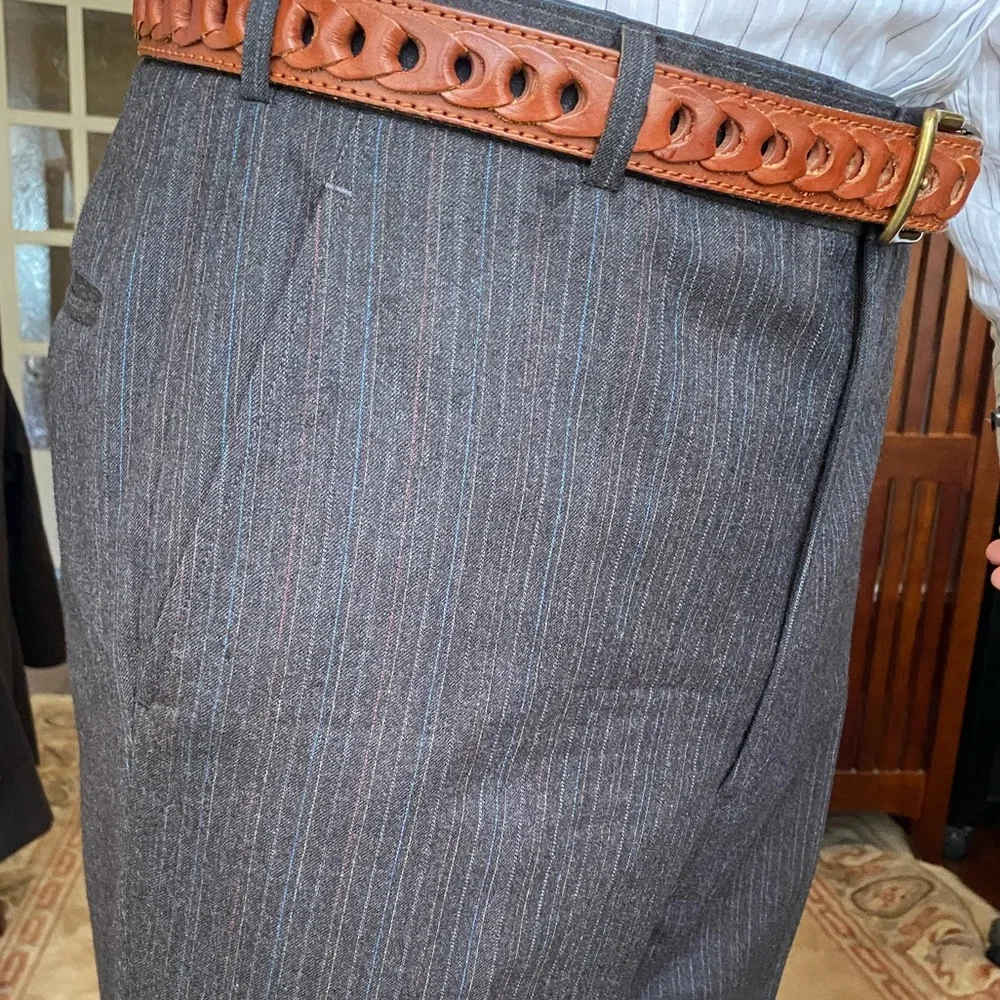 Hart Schaffner & Marx Gray Pinstripe Virgin Wool Men's Suit Made in USA
